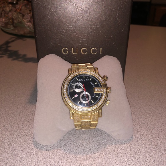 Men’s Gucci watch with all paperwork - Picture 4 of 5